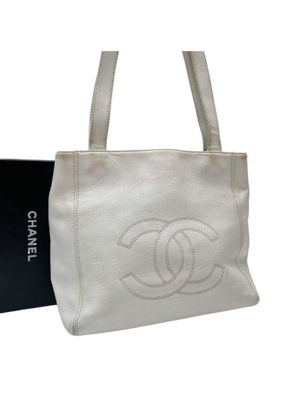 Chanel Caviar Leather CC Logo Shoulder Tote Bag White